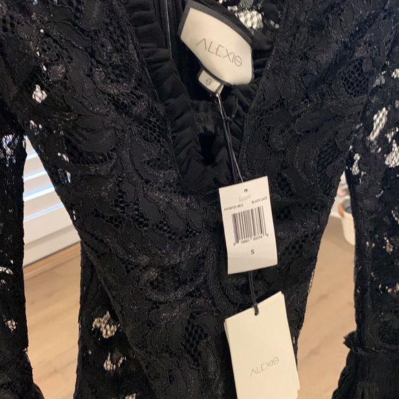 NWT Alexis Nuray - black lace dress - Picture 6 of 8